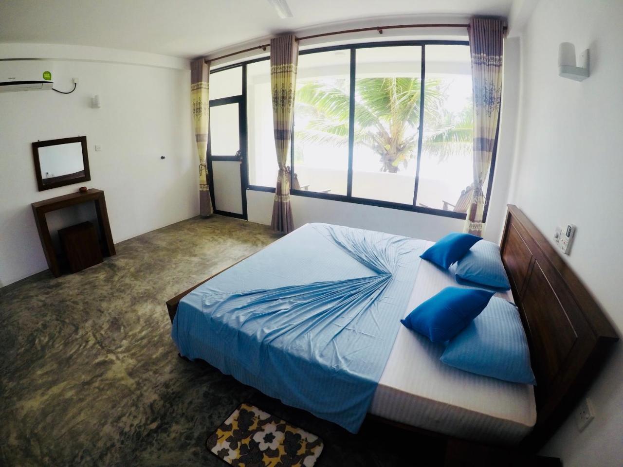 Moon Bridge Beach Resort 마타라 외부 사진